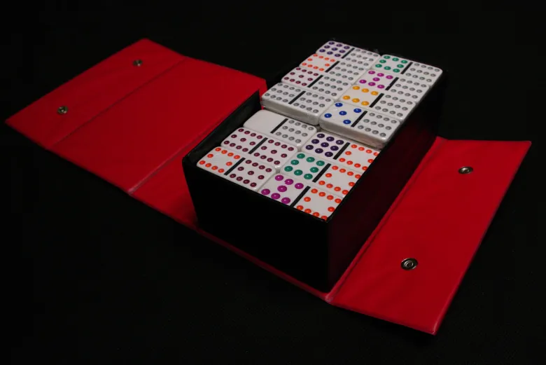 Domino Double 12