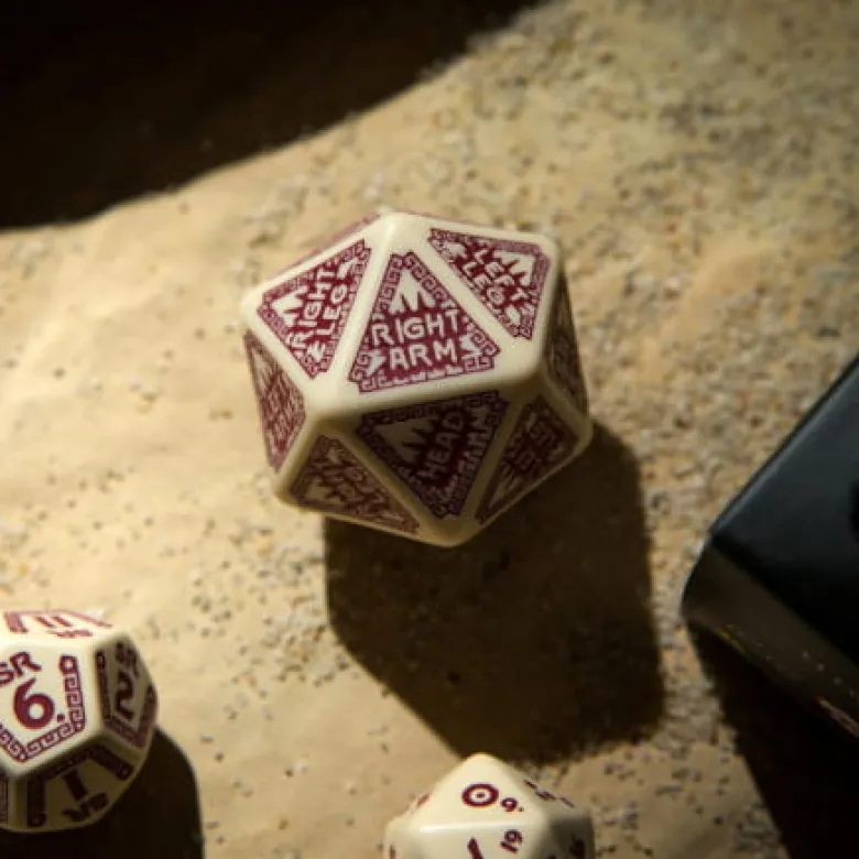 Kości dodatkowe RuneQuest Beżowo-bordowe (3)